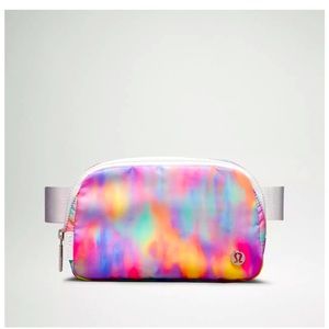 NWT - Lululemon Everywhere Belt Bag 1L - Prism Wash Print Multi/Vapor!